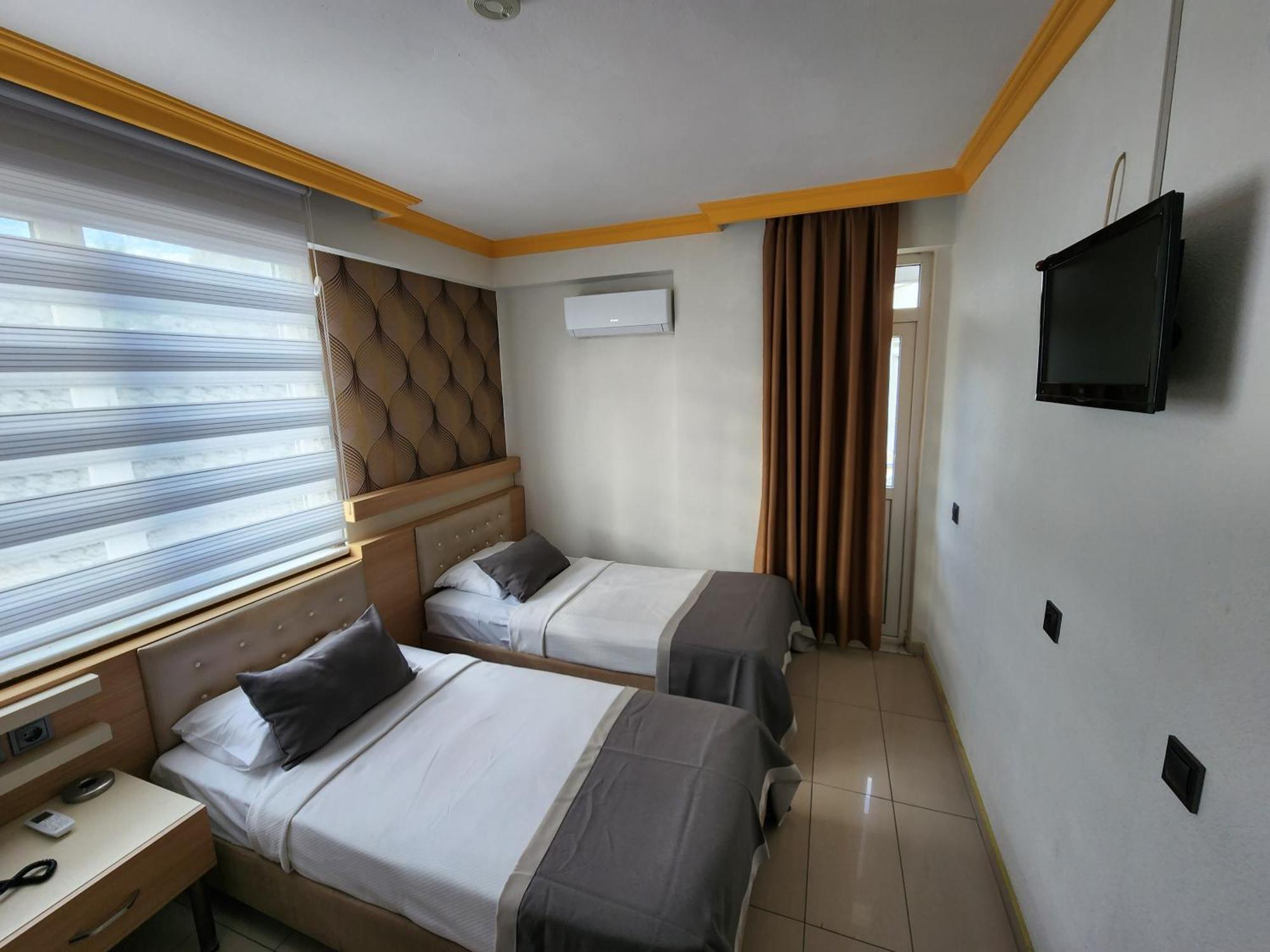 Antalya Konyaalti Guenduez Otel Buitenkant foto