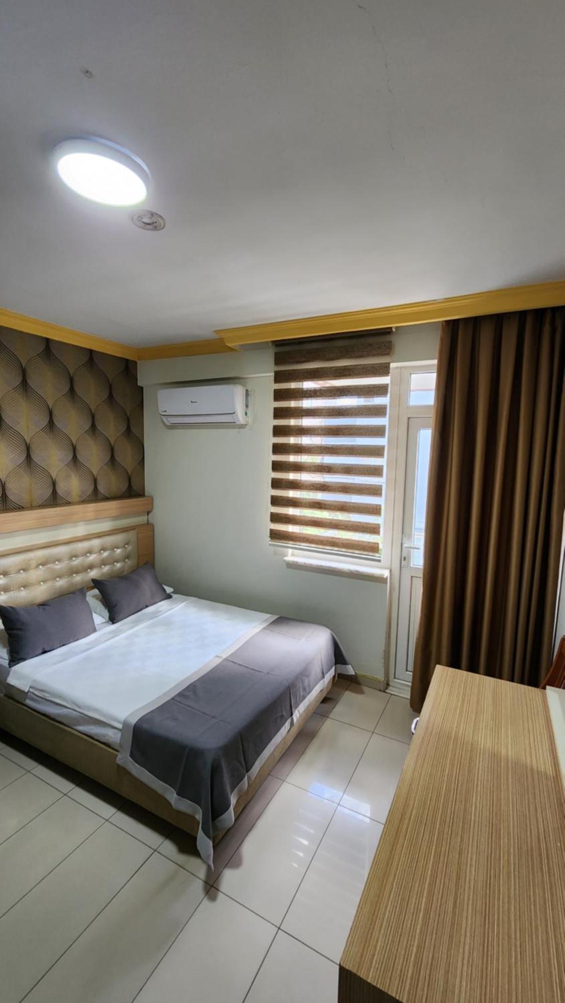 Antalya Konyaalti Guenduez Otel Buitenkant foto