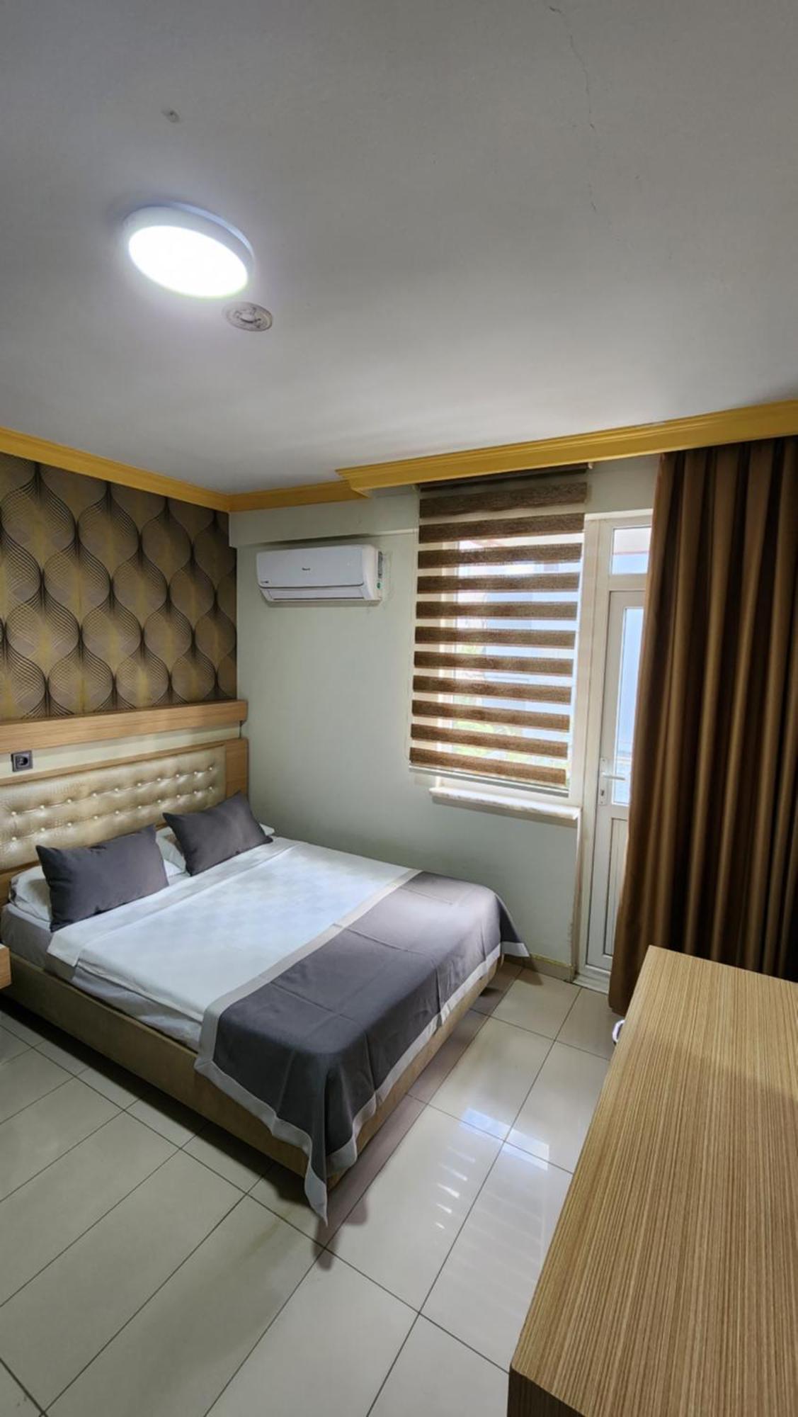 Antalya Konyaalti Guenduez Otel Buitenkant foto