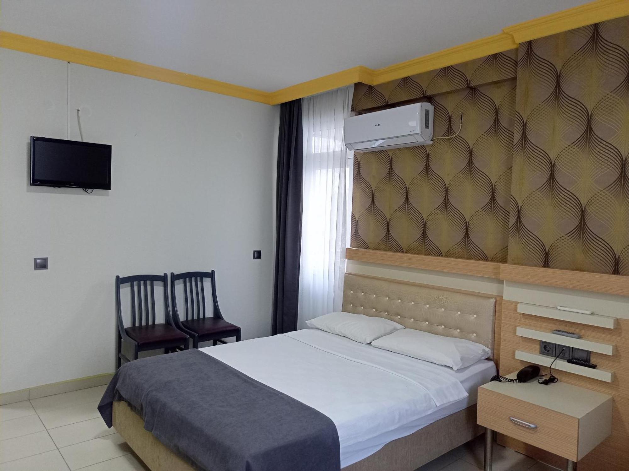 Antalya Konyaalti Guenduez Otel Buitenkant foto